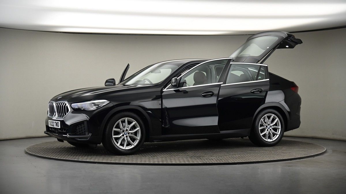 More views of BMW X6