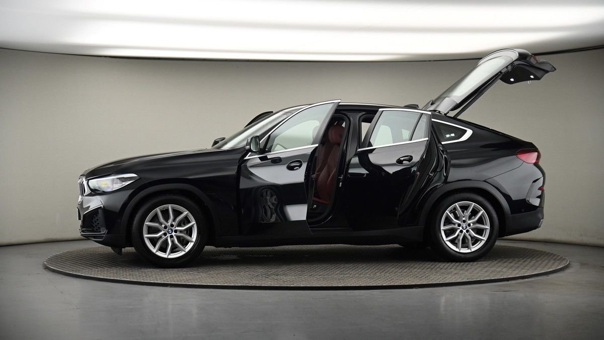 More views of BMW X6