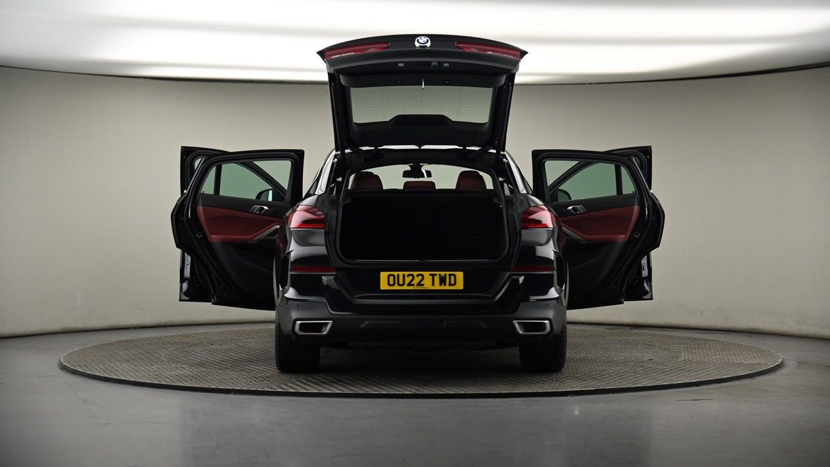 More views of BMW X6