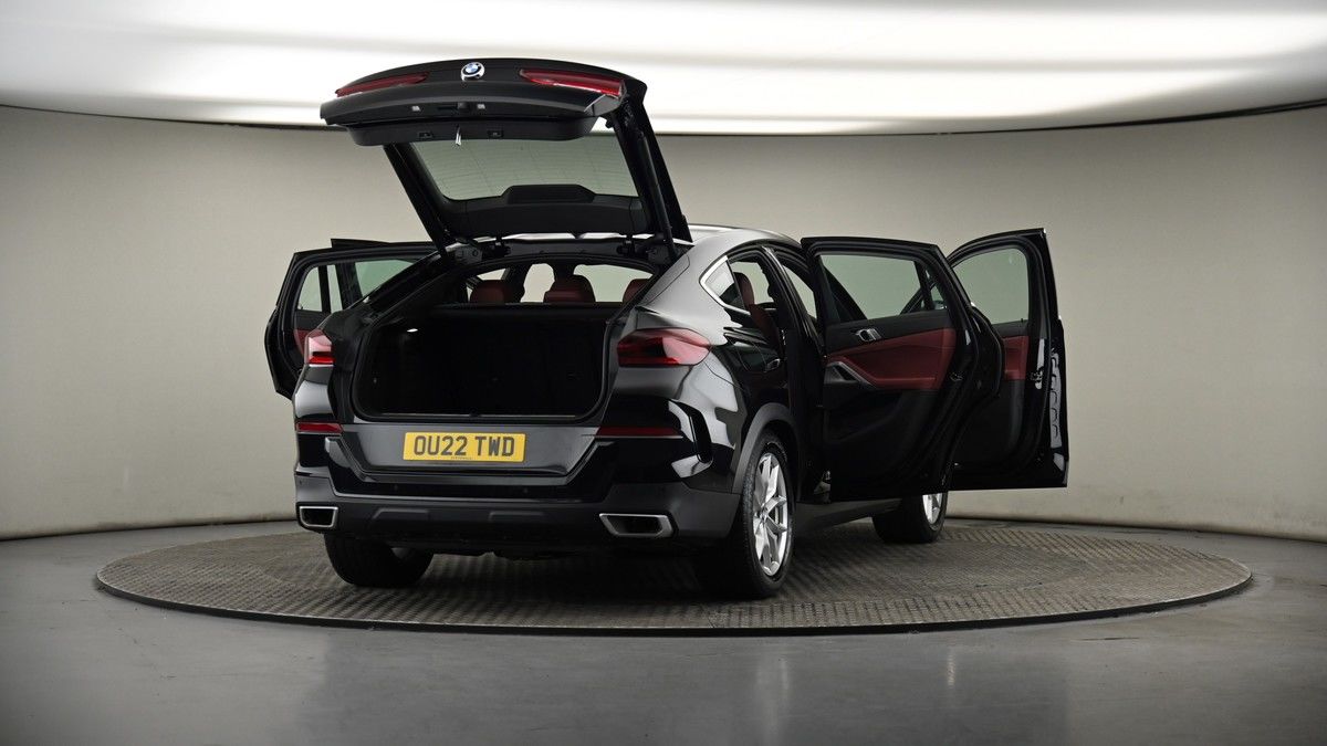 More views of BMW X6