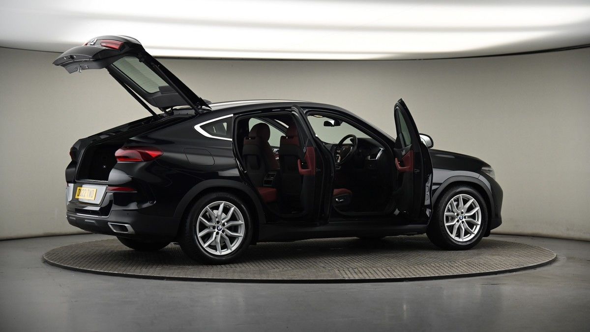 More views of BMW X6