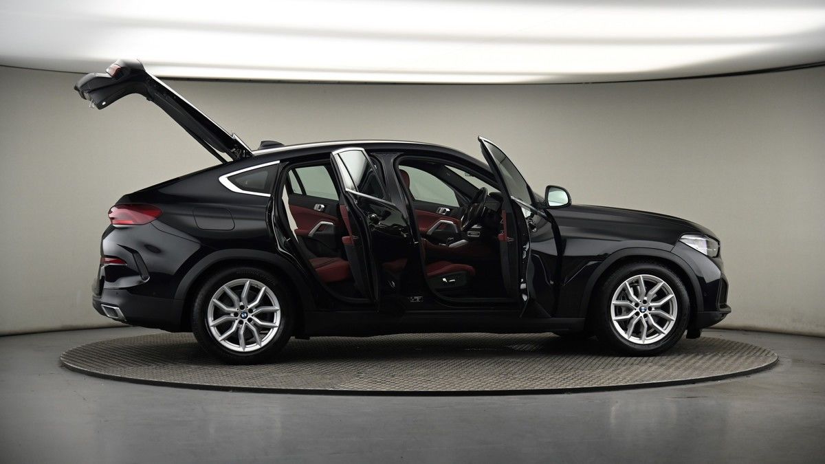 More views of BMW X6