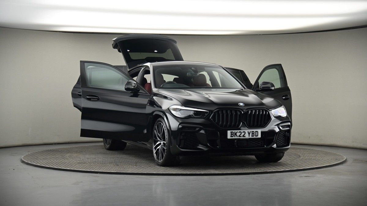 More views of BMW X6