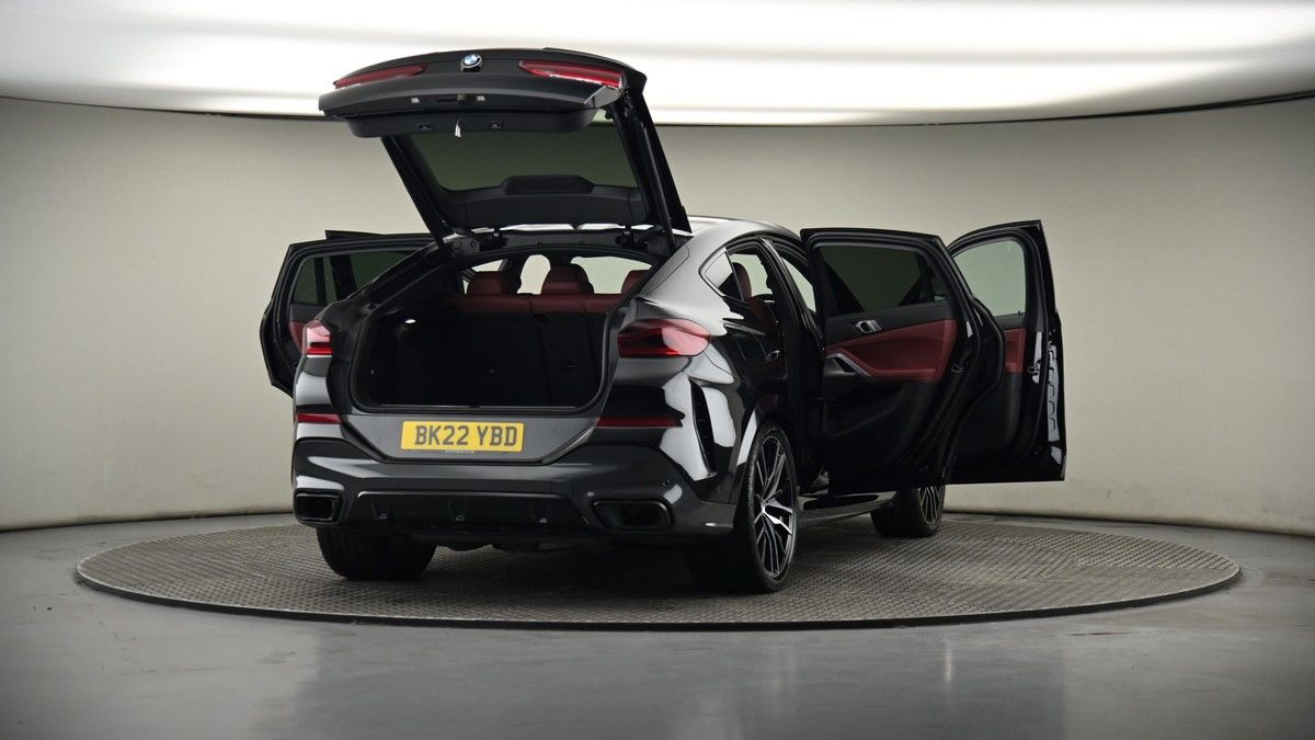 More views of BMW X6