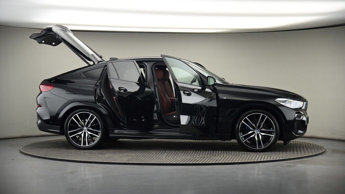 More views of BMW X6