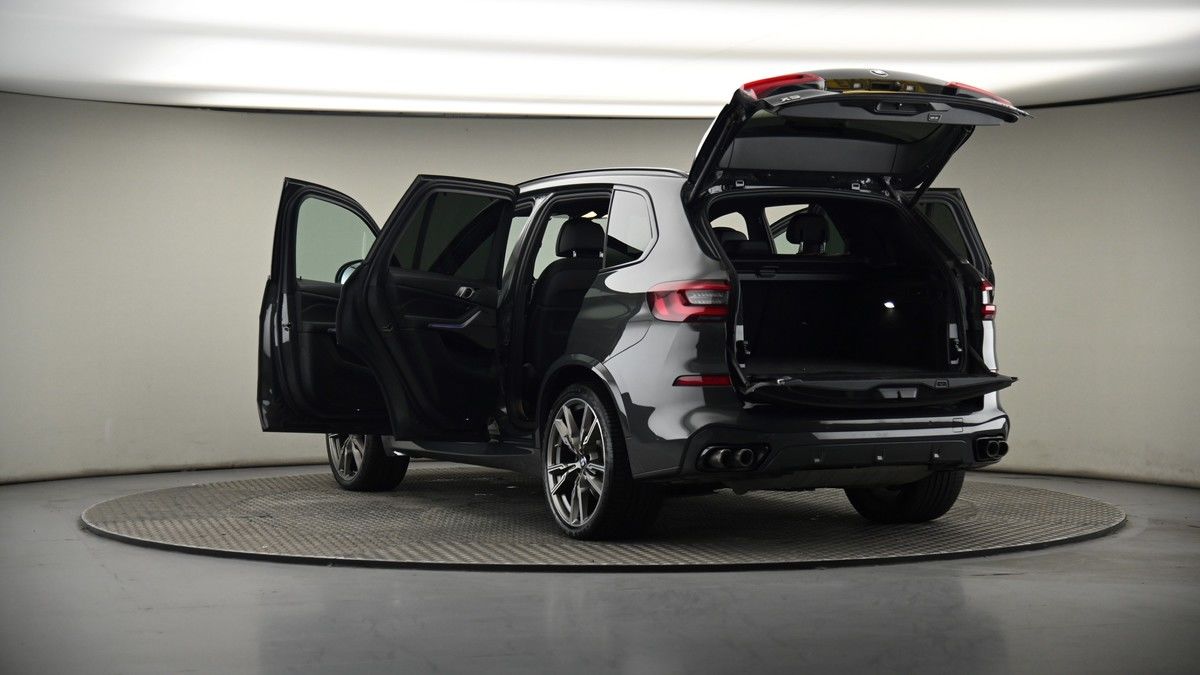BMW X5 Image 8