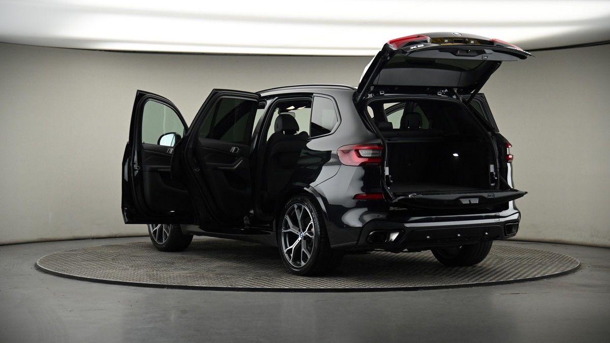 BMW X5 Image 8