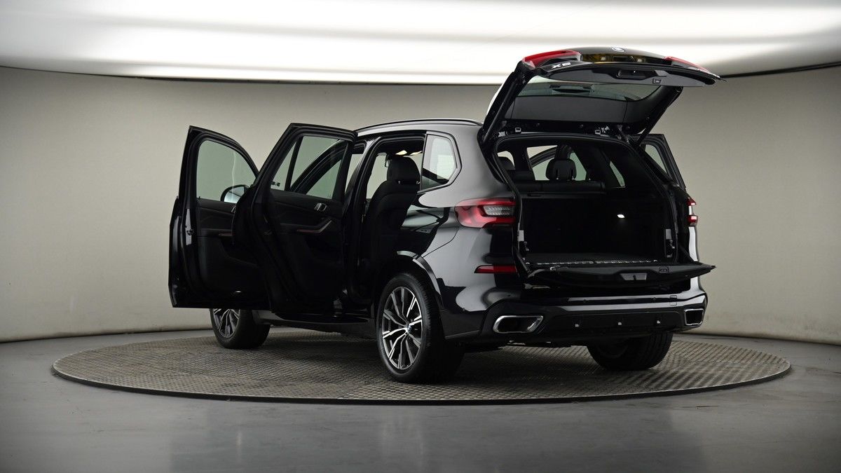 BMW X5 Image 8