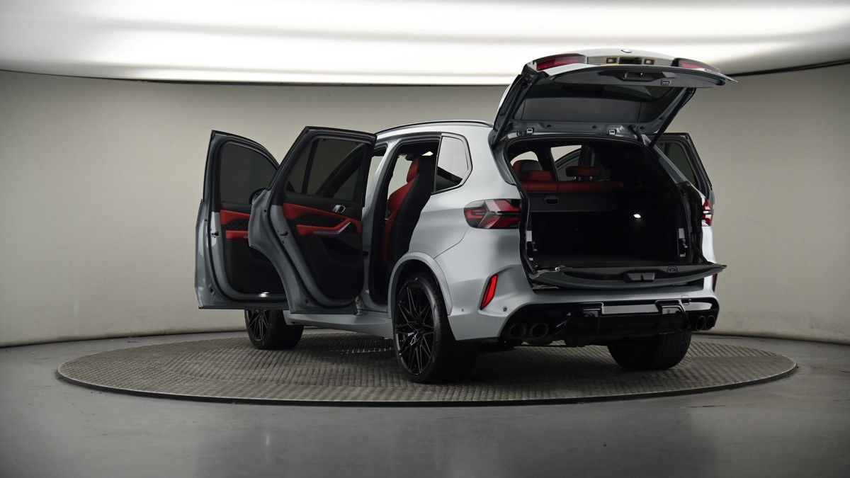 BMW X5 M Image 8