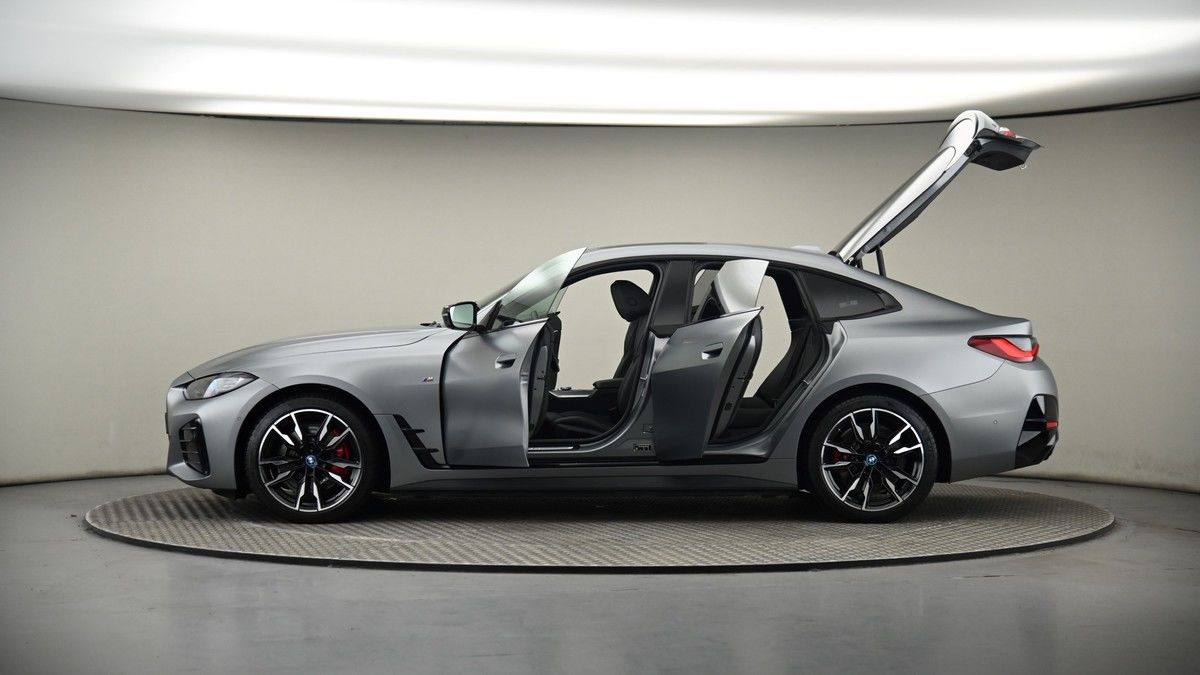 More views of BMW i4
