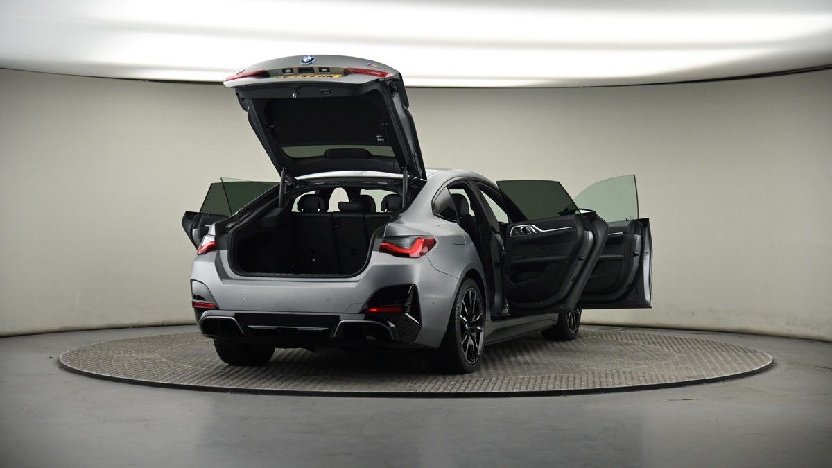 More views of BMW i4