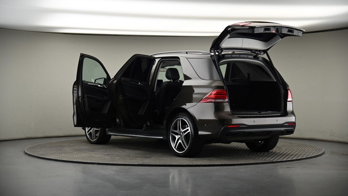 More views of Mercedes-Benz GLE