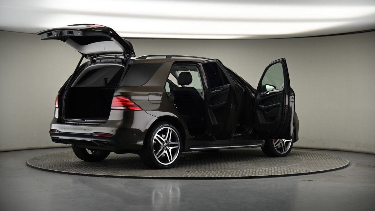 More views of Mercedes-Benz GLE