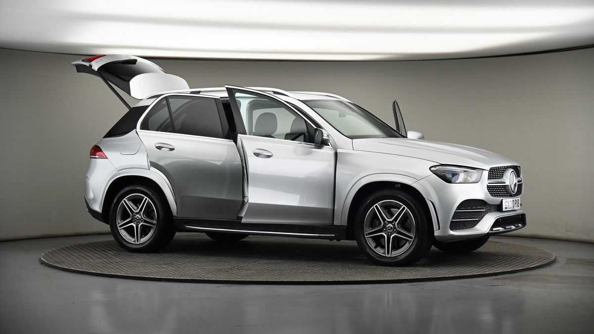 More views of Mercedes-Benz GLE