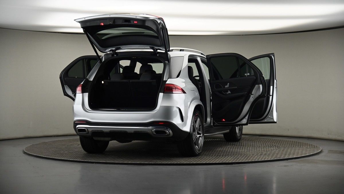 More views of Mercedes-Benz GLE