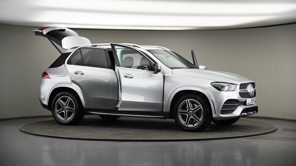 More views of Mercedes-Benz GLE