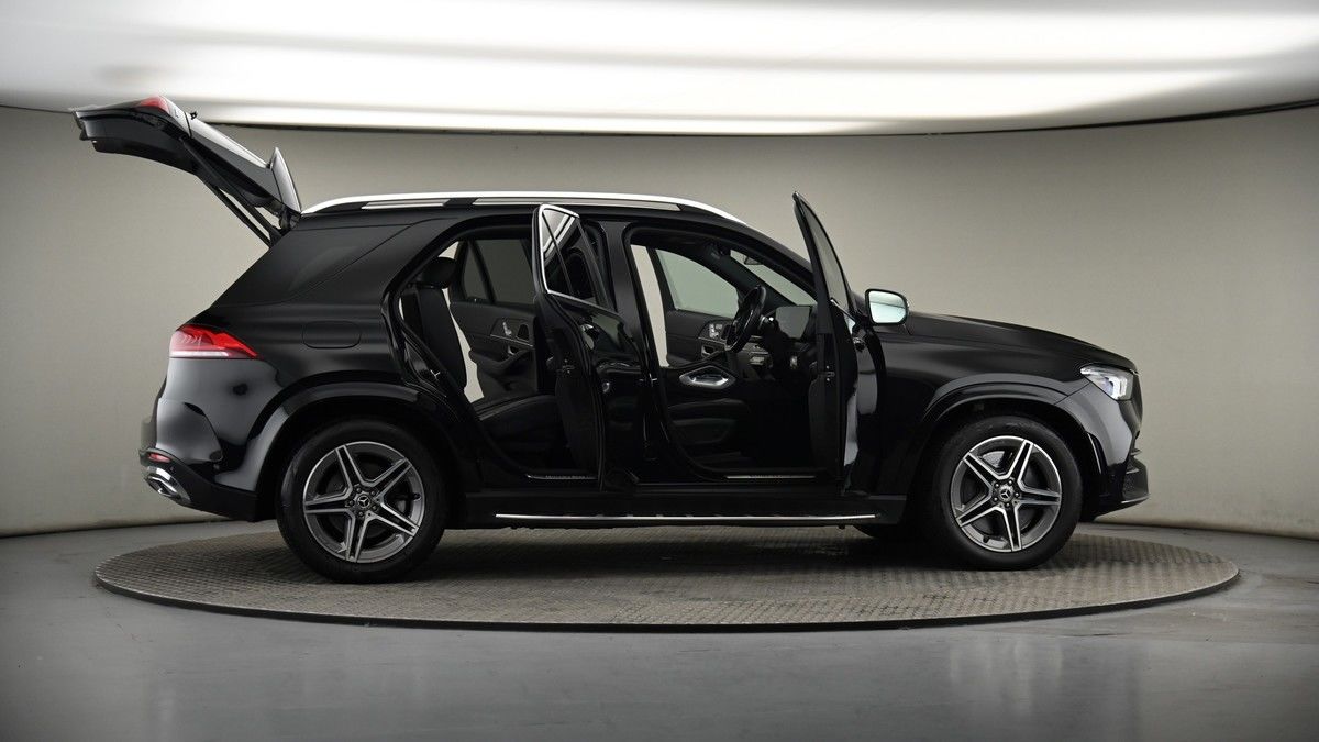 More views of Mercedes-Benz GLE