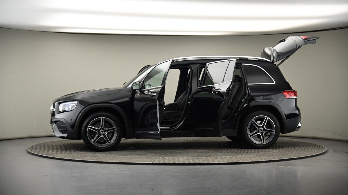 More views of Mercedes-Benz GLB