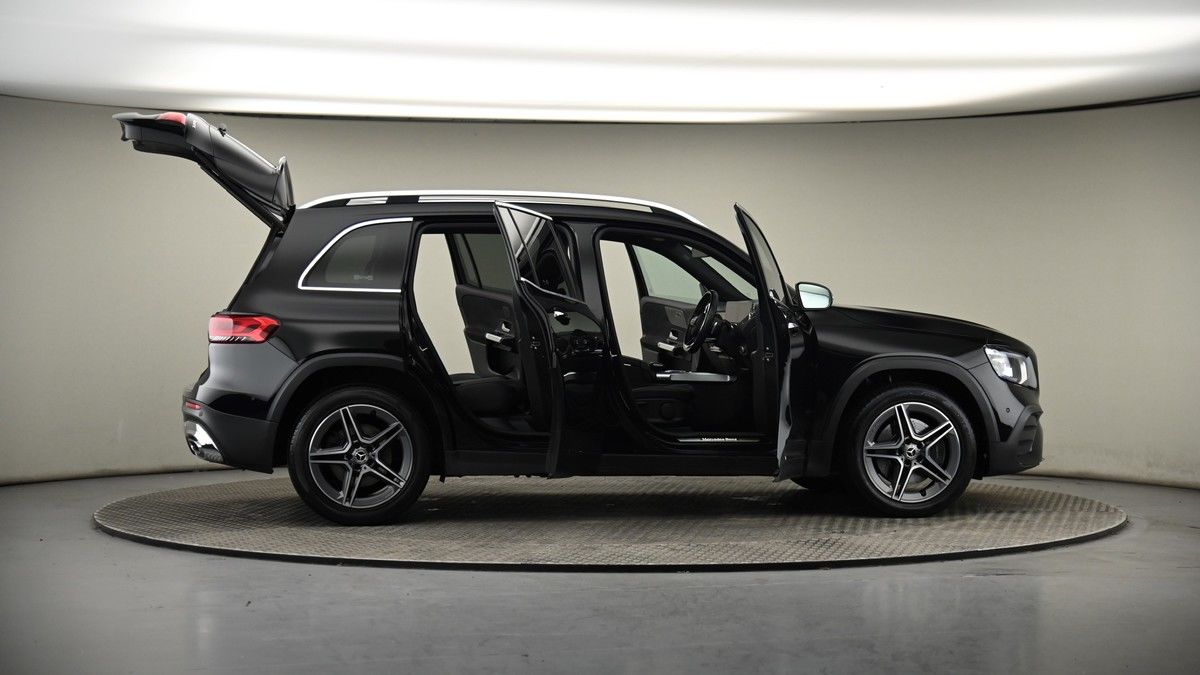 More views of Mercedes-Benz GLB