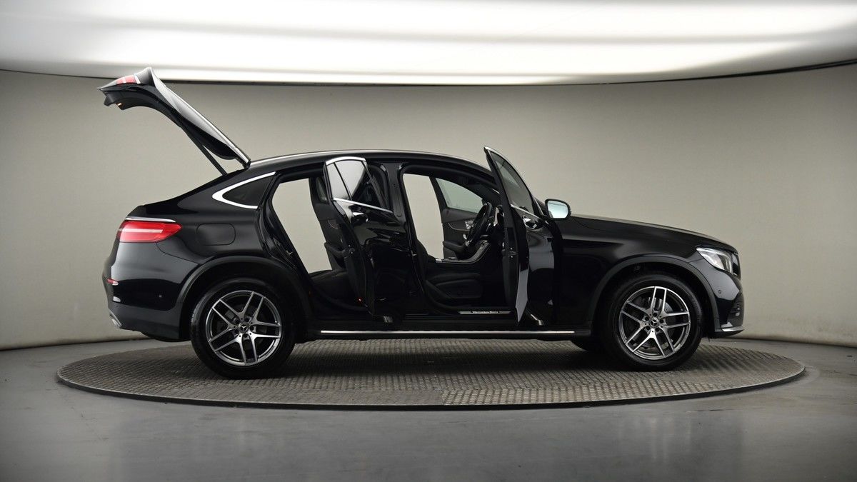 More views of Mercedes-Benz GLC