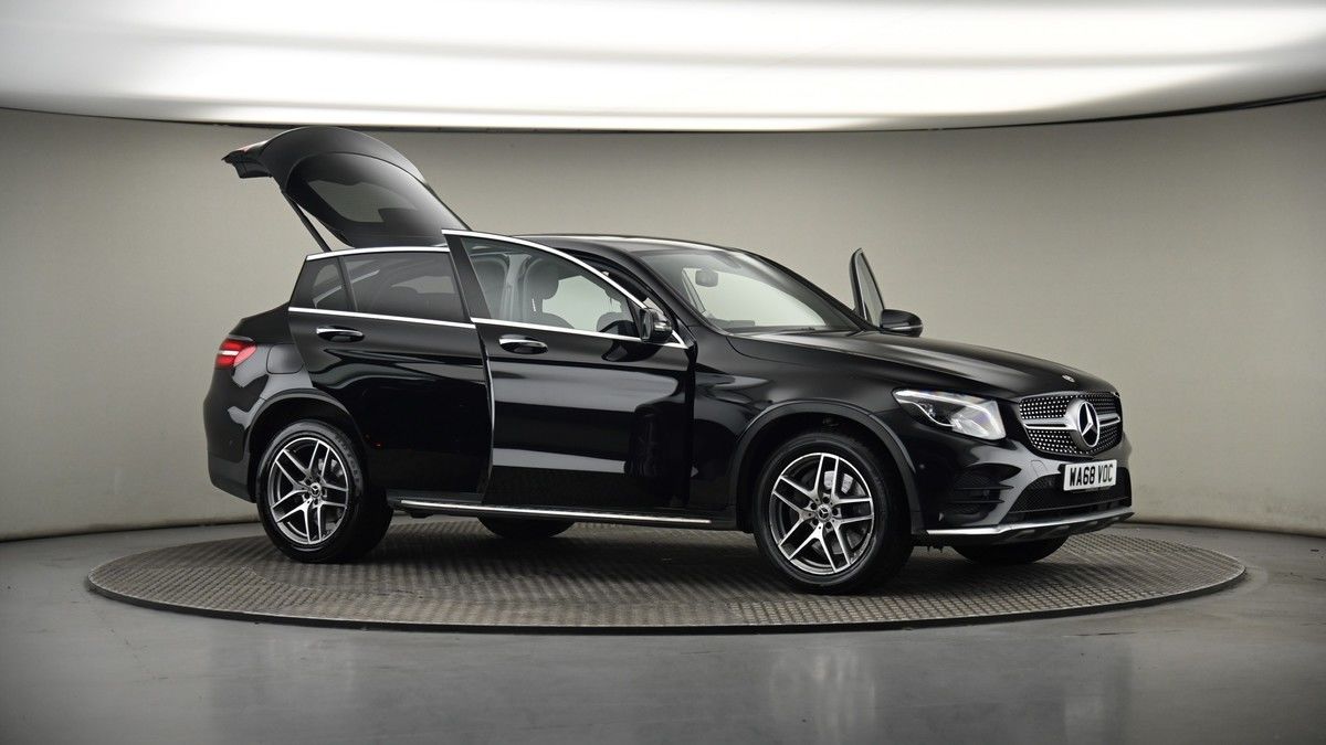More views of Mercedes-Benz GLC