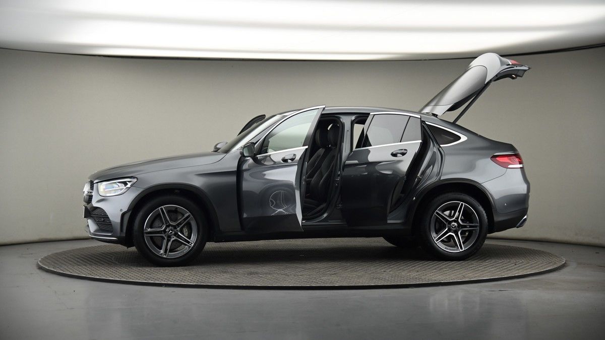 More views of Mercedes-Benz GLC