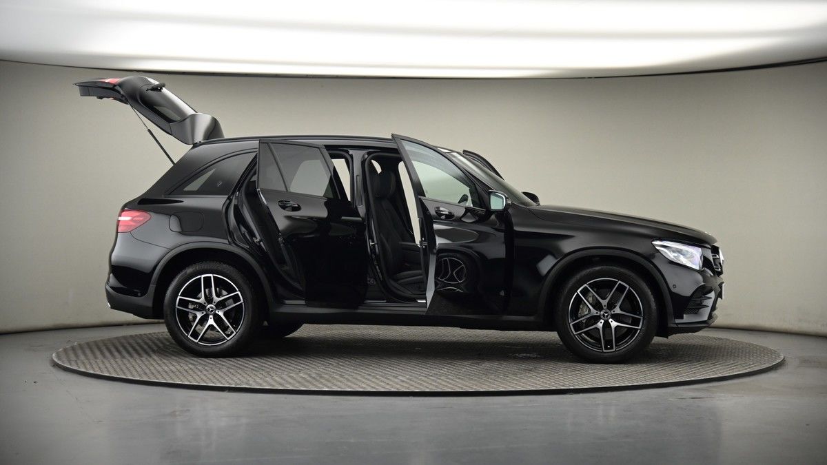 More views of Mercedes-Benz GLC