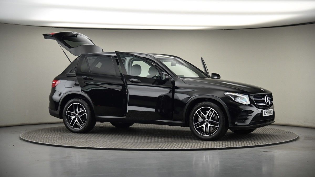 More views of Mercedes-Benz GLC