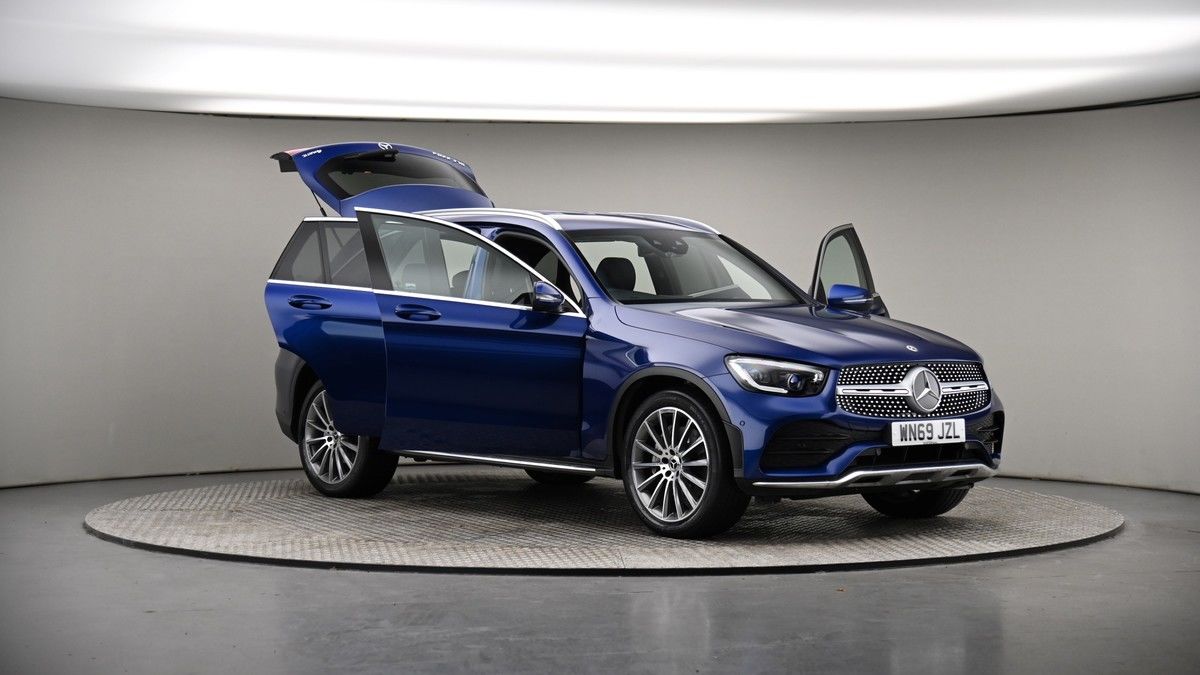 More views of Mercedes-Benz GLC