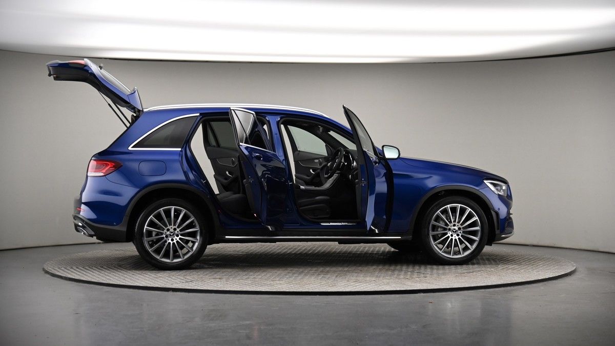 More views of Mercedes-Benz GLC