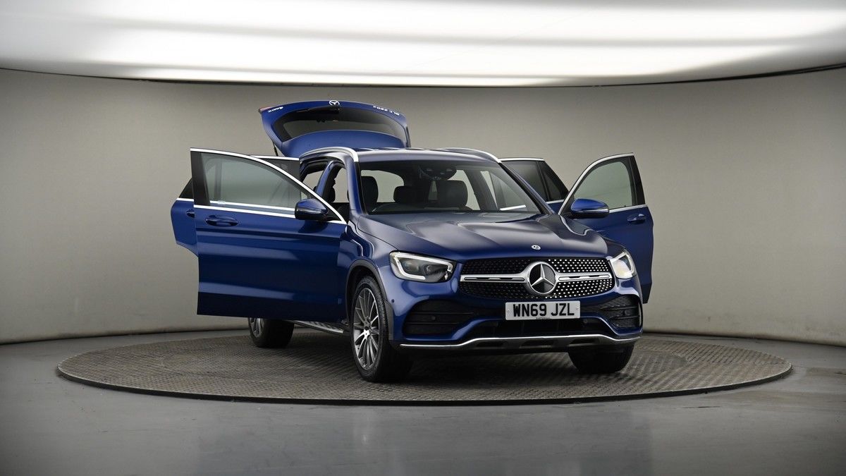 More views of Mercedes-Benz GLC