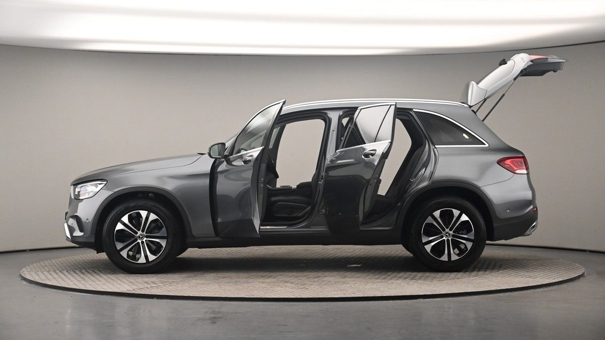More views of Mercedes-Benz GLC