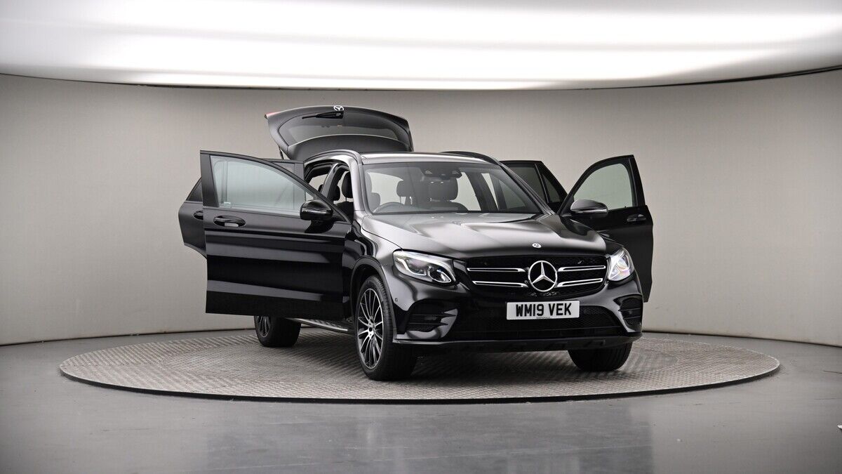More views of Mercedes-Benz GLC