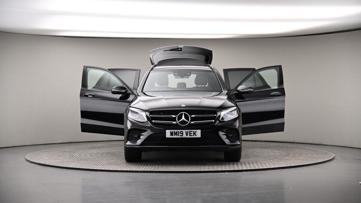 More views of Mercedes-Benz GLC