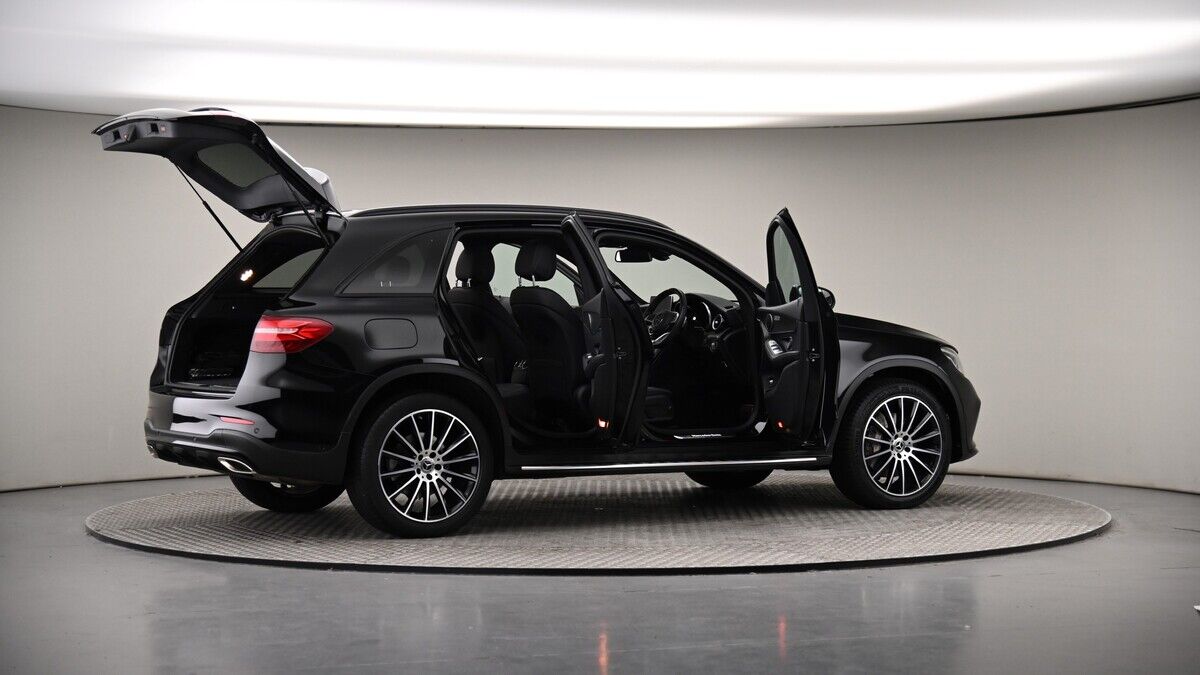 More views of Mercedes-Benz GLC
