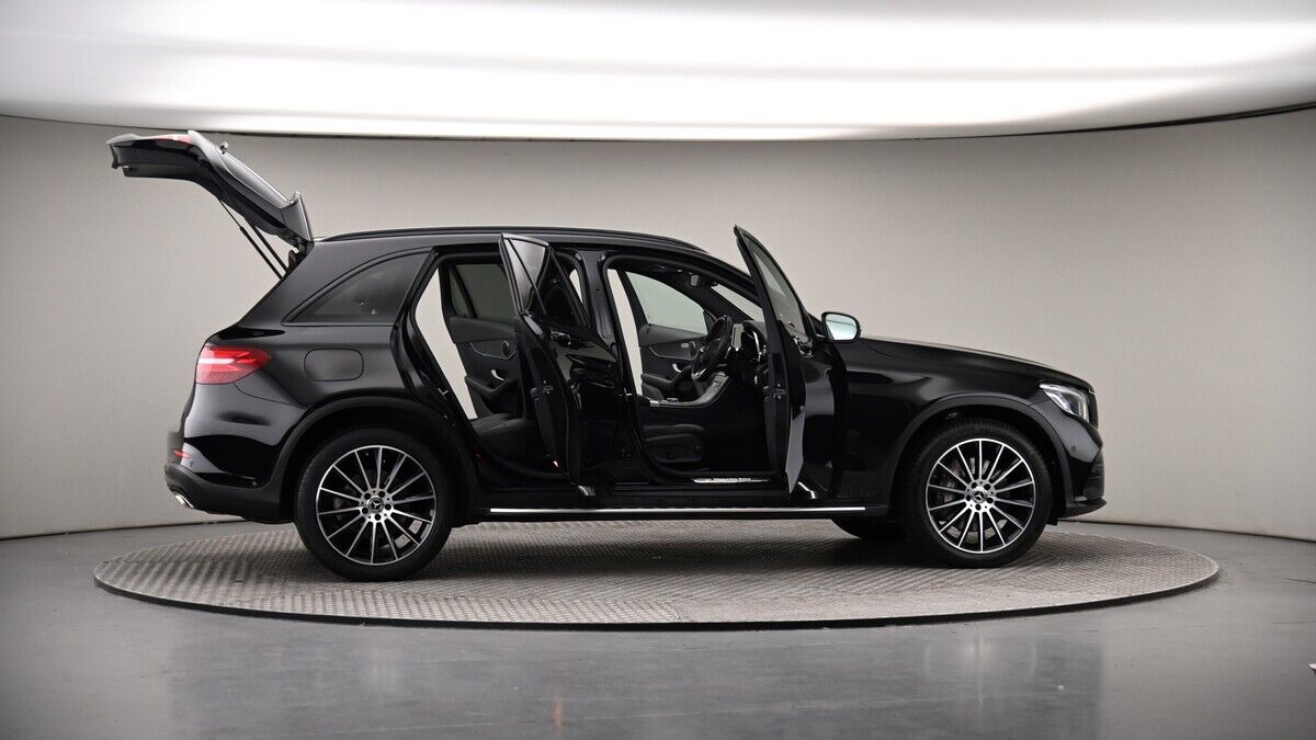 More views of Mercedes-Benz GLC