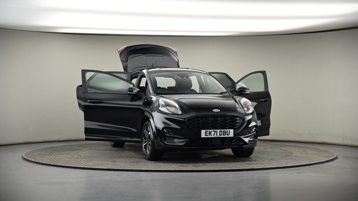 More views of Ford Puma