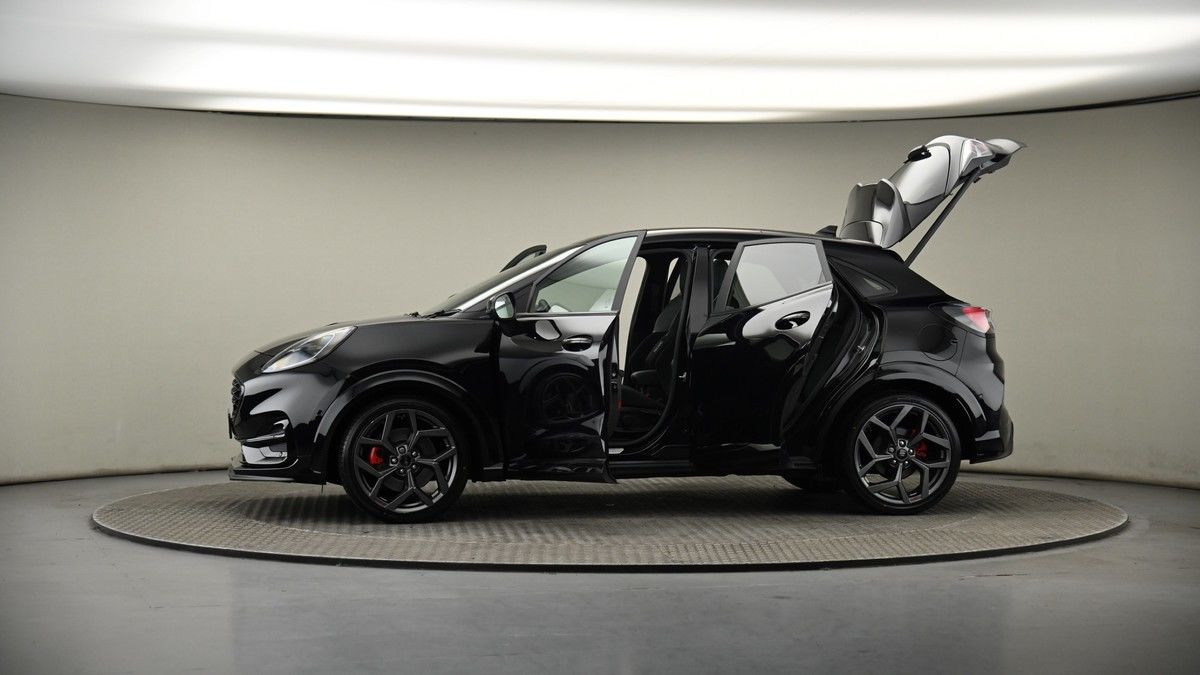 More views of Ford Puma