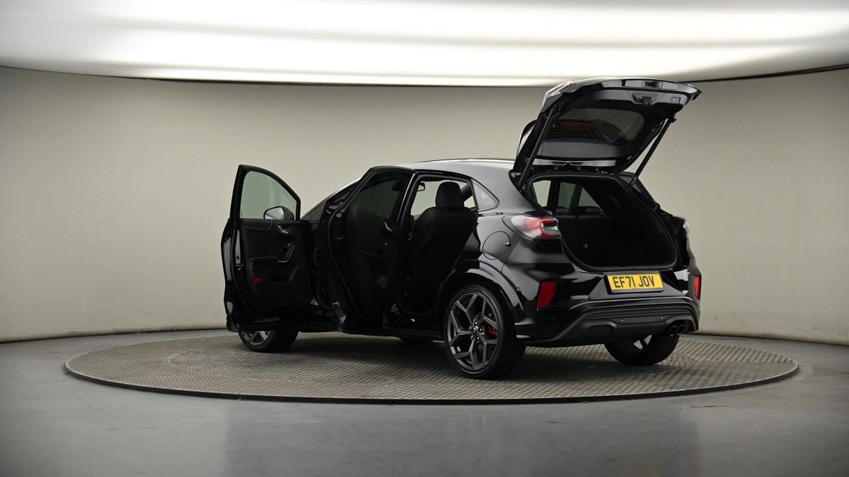 More views of Ford Puma