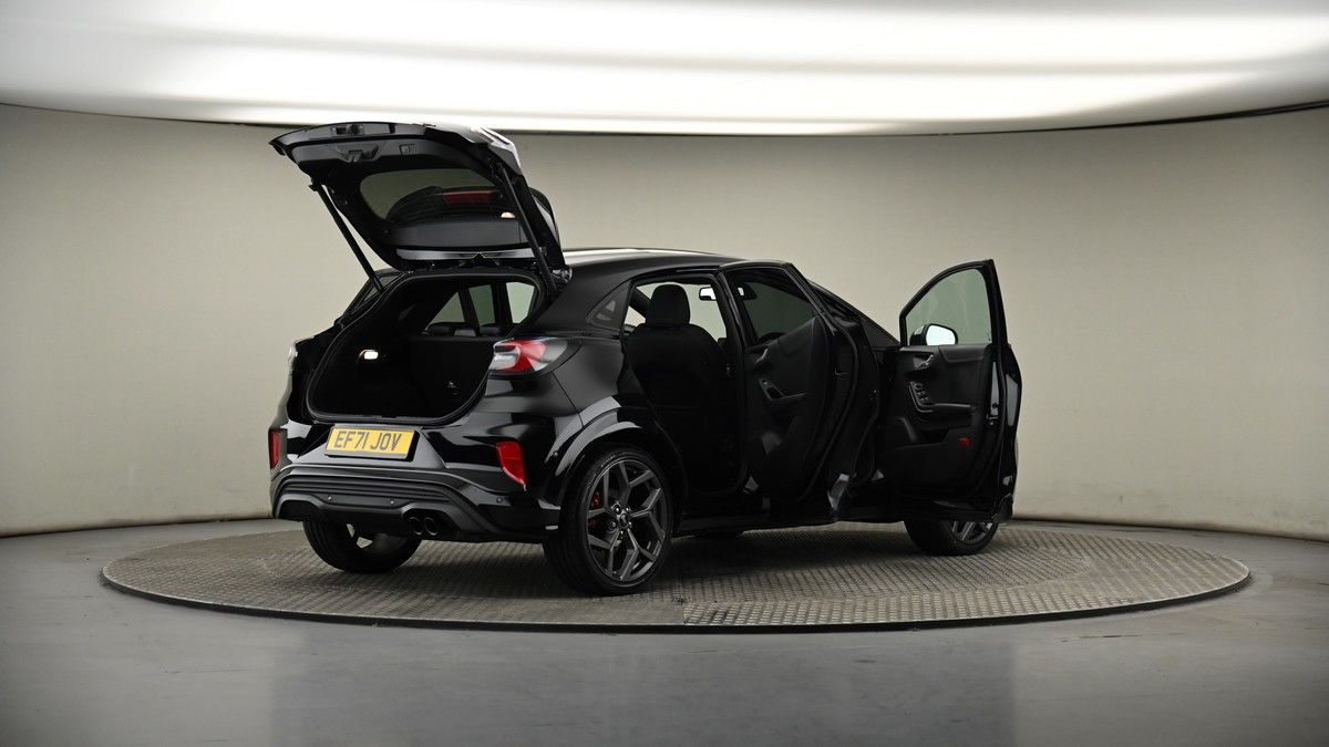 More views of Ford Puma