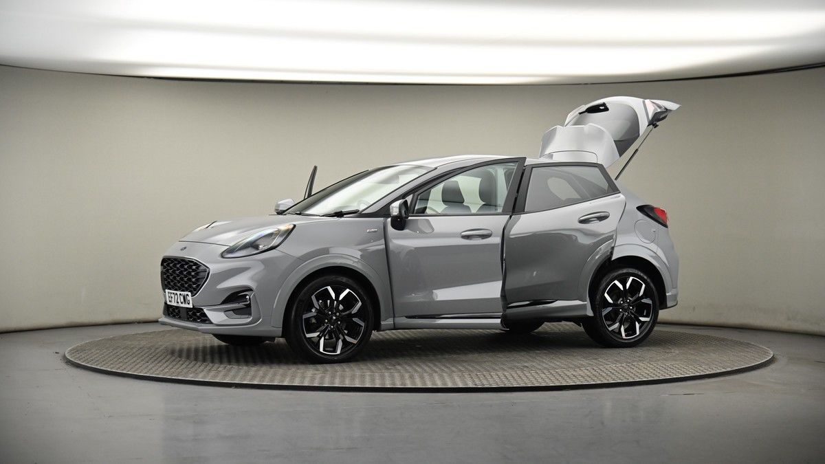 More views of Ford Puma