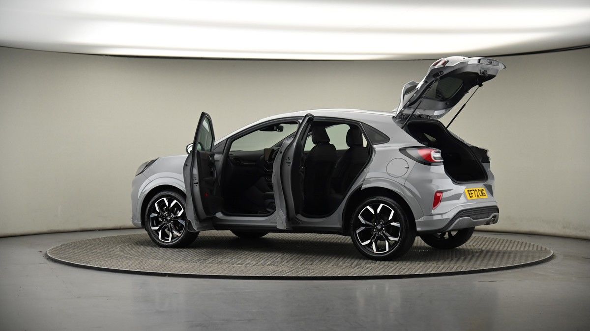 More views of Ford Puma