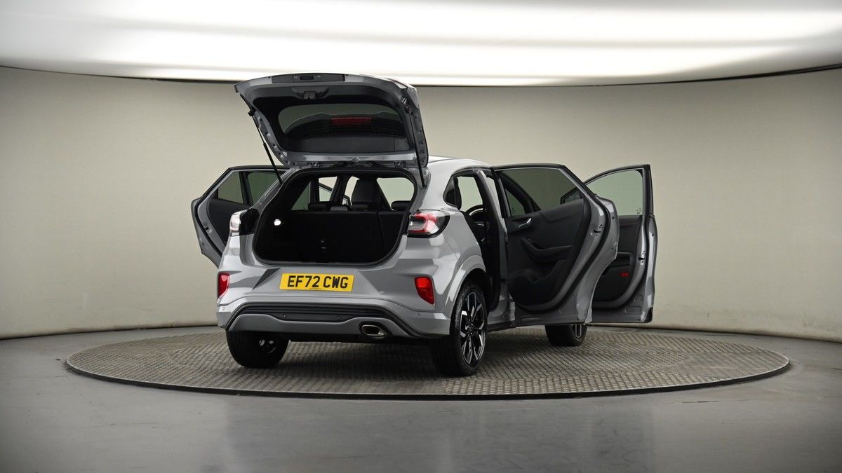 More views of Ford Puma