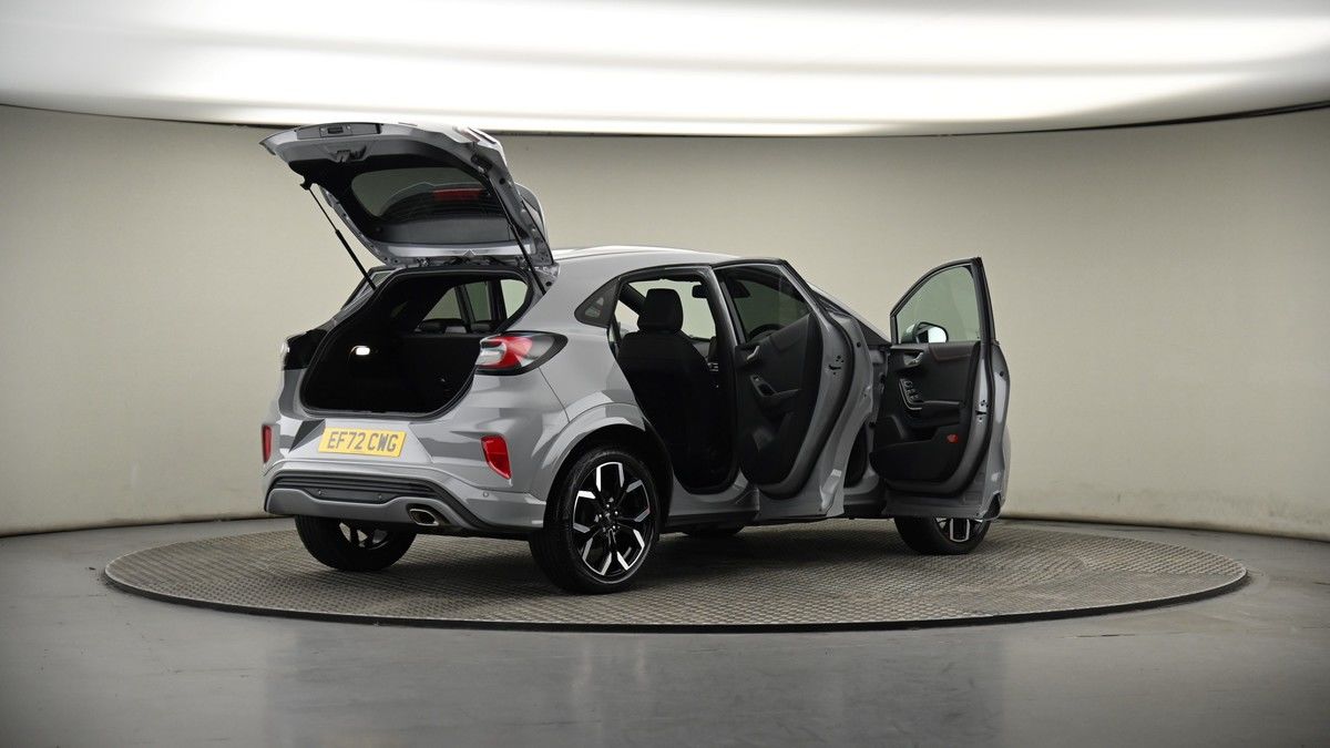 More views of Ford Puma