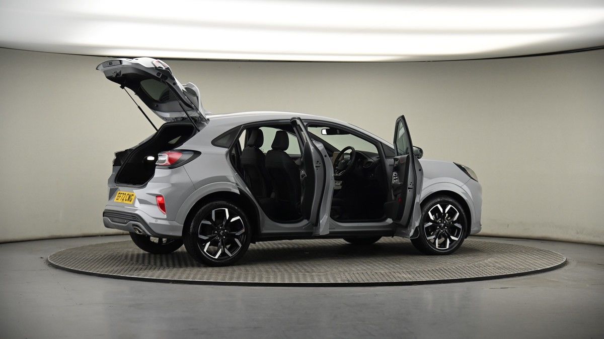 More views of Ford Puma