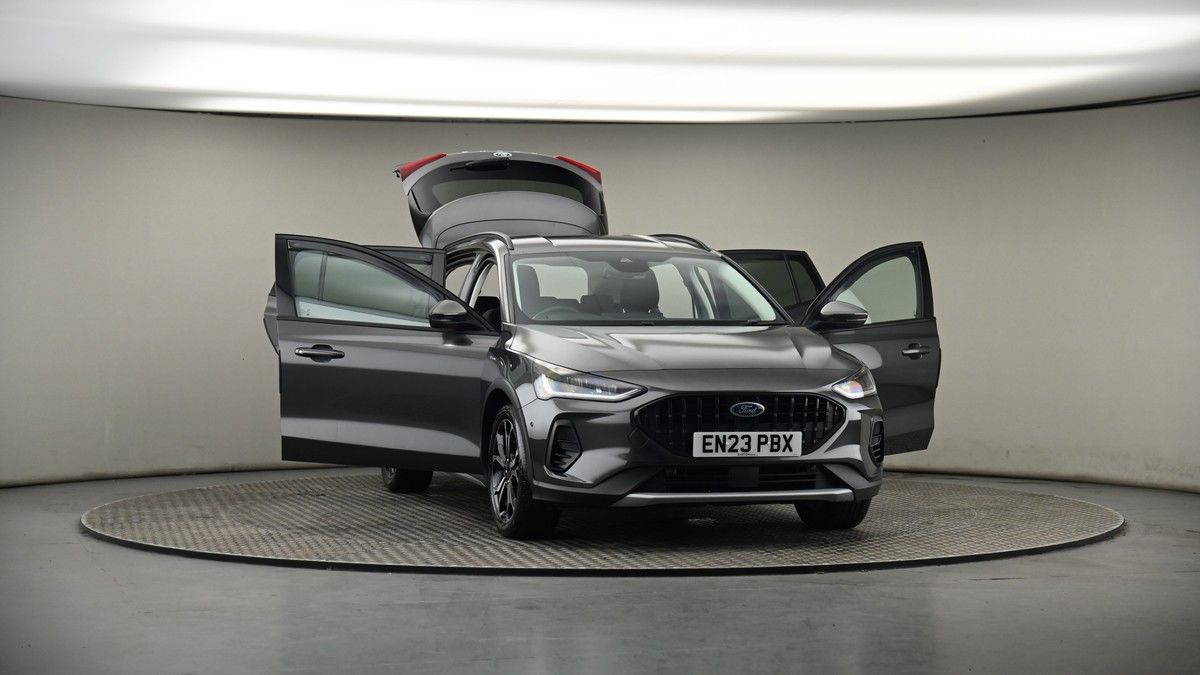 More views of Ford Focus