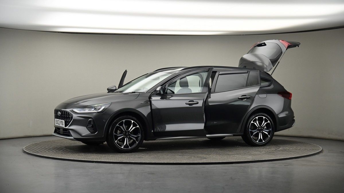 More views of Ford Focus