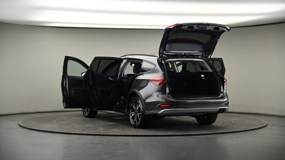 Ford Focus Image 8
