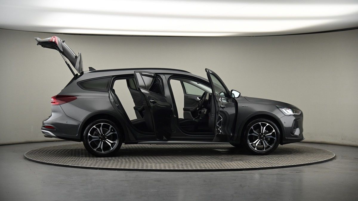 More views of Ford Focus