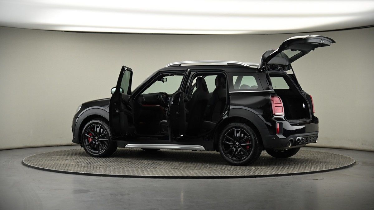 More views of MINI Countryman